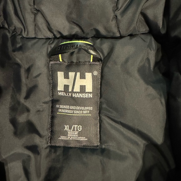 Helly Hansen Women's XL Parka - Picture 2 of 2